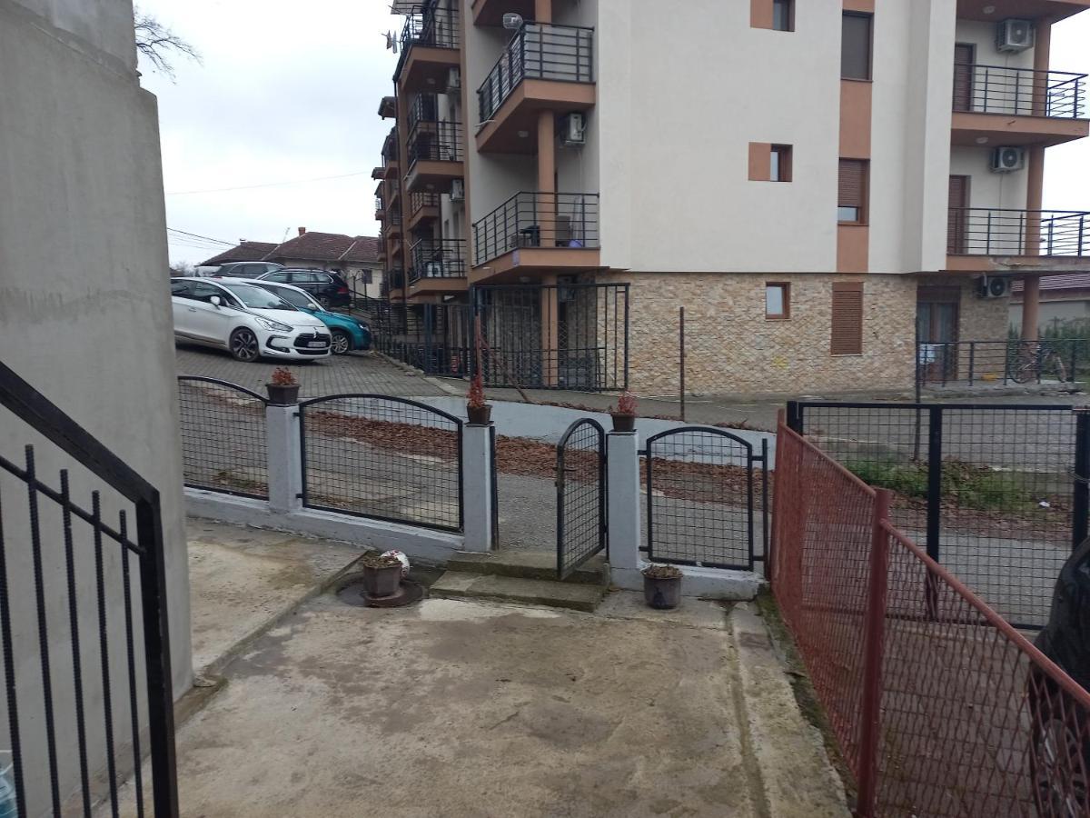 Adrijana 2 Apartmani Vrnjačka Banja Exterior foto